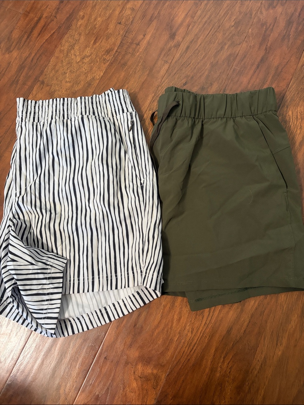 Old Navy Olive Green and White/Navy Striped Women’s Shorts Duo